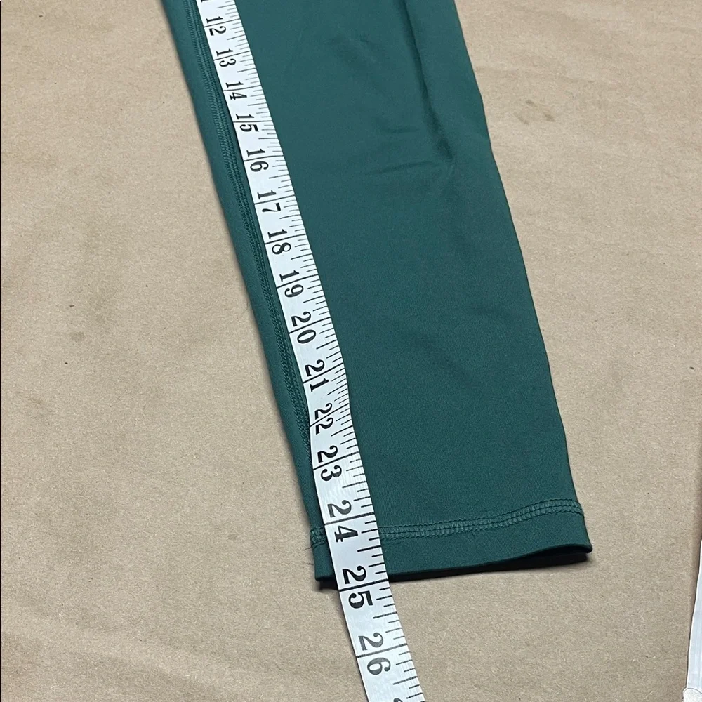 American Eagle 7/8 length Lightweight Everything Leggings Medium - Picture 4 of 6